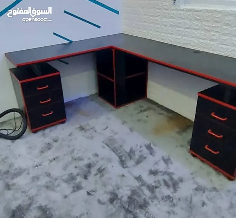مكتب طاولة جيمينج زاوية اطلبها الان من لامينيت للأثاث المكتبي على متوفر بعدة ألوان وقياسات وموديلات