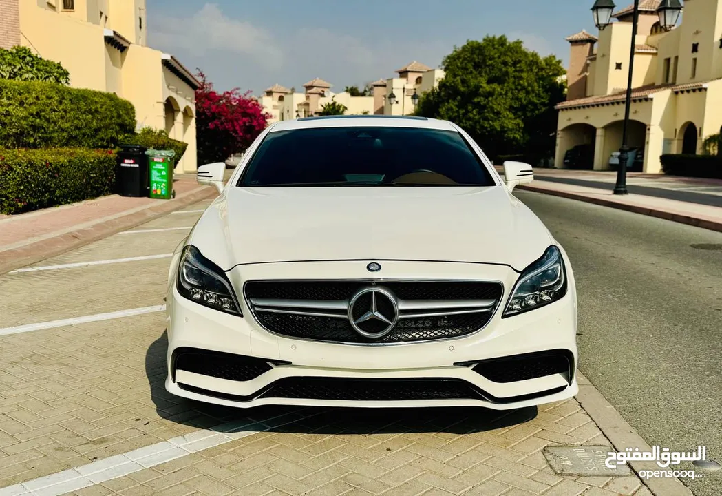 GCC•Mercedes CLS500 AMG•full option•free of accident• brand new condition • no fault no error