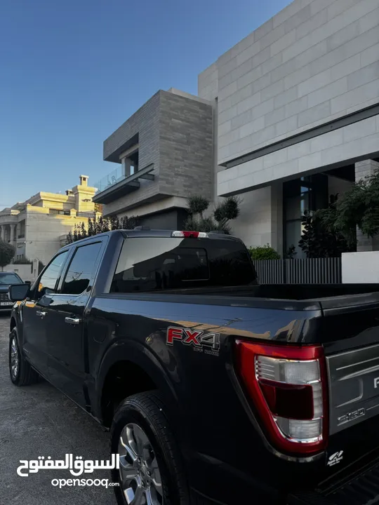 ford f150 platinum 2022 hybrid 3500 cc powerboost  بلاتينيوم لون كحلي و داخلية مميزة لون كاميل