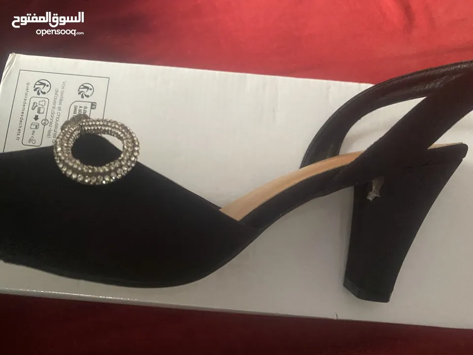 هيلز اسود من شي ان جديد مناسب للحفلات والسهرات