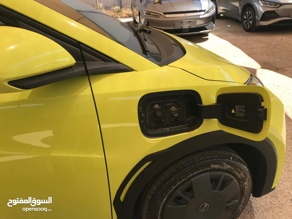 بي وا دي سيجول2023  للبيع فحص بالوكالة 5000 كم فقط