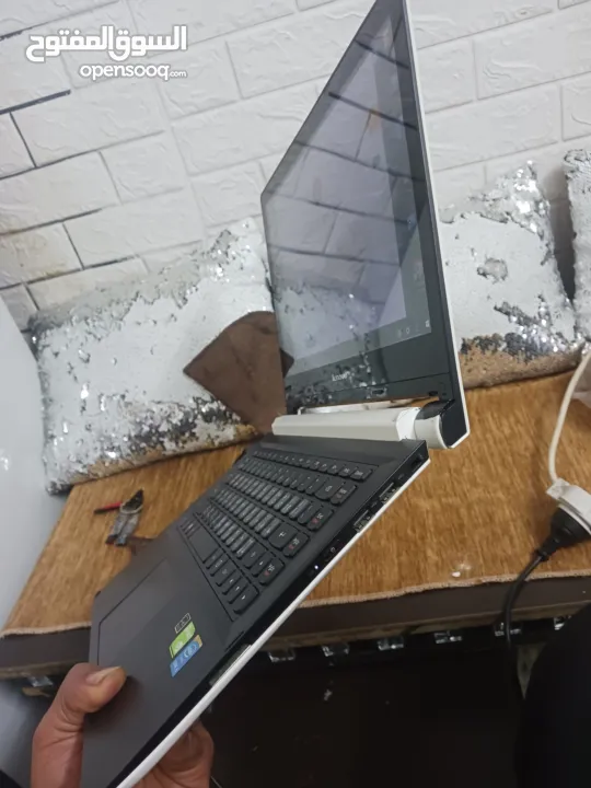 لابتوب لمس لينوفو بسعر 350 شيكل من الاخر