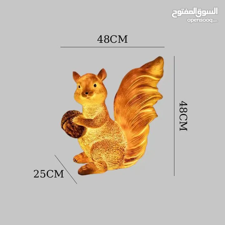 زيّن حديقتك بسحر الطبيعة! أضف لمسة حياة وجمال لزوايا بيتك مع تمثال السنجاب بالحجم الكبير