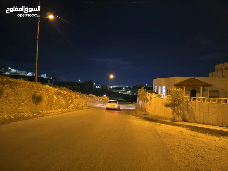 ارض على الشارع في ابو الزيغان / حوض ام العظام -قرب اسكان مرحب 547 متر مربع