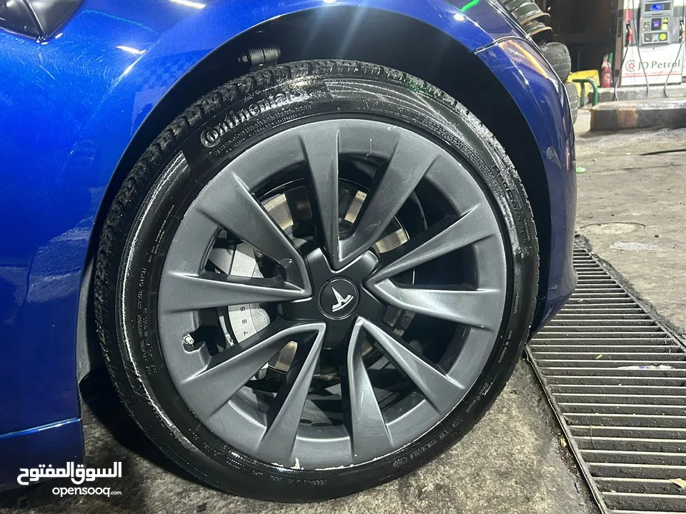 tesla model 3 long range dual motor 2022 بالسعر القديم