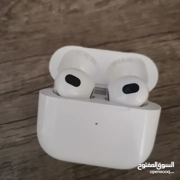 AirPods 3rd Generation  5 months  used سماعات ايربود كفالة فعّالة لمدة 7  شهور