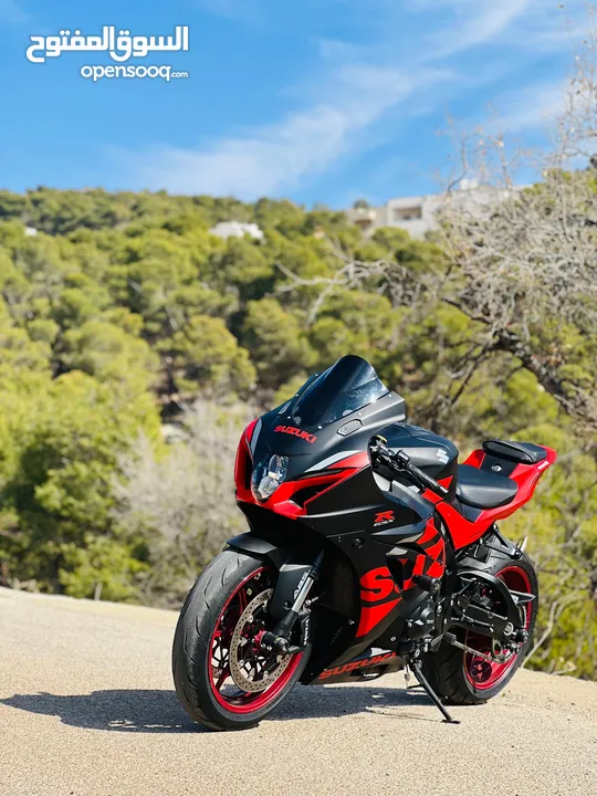 SUZUKI  //GSX--R--  **1000** موديل 2017 وكاله وممشي قليل
