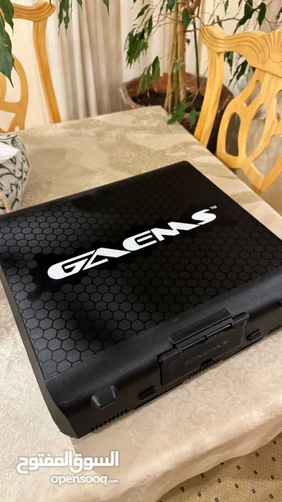 Gaems Sentinel Pro Xp 1080p Portable Gaming Monitor