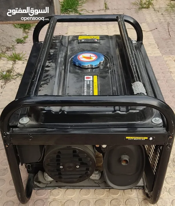 مولدات كهربائية اثنين 5.5 KW صناعة المانية جديدة غير مستعملة نهائيا بسعر 600 دينار للاثنين