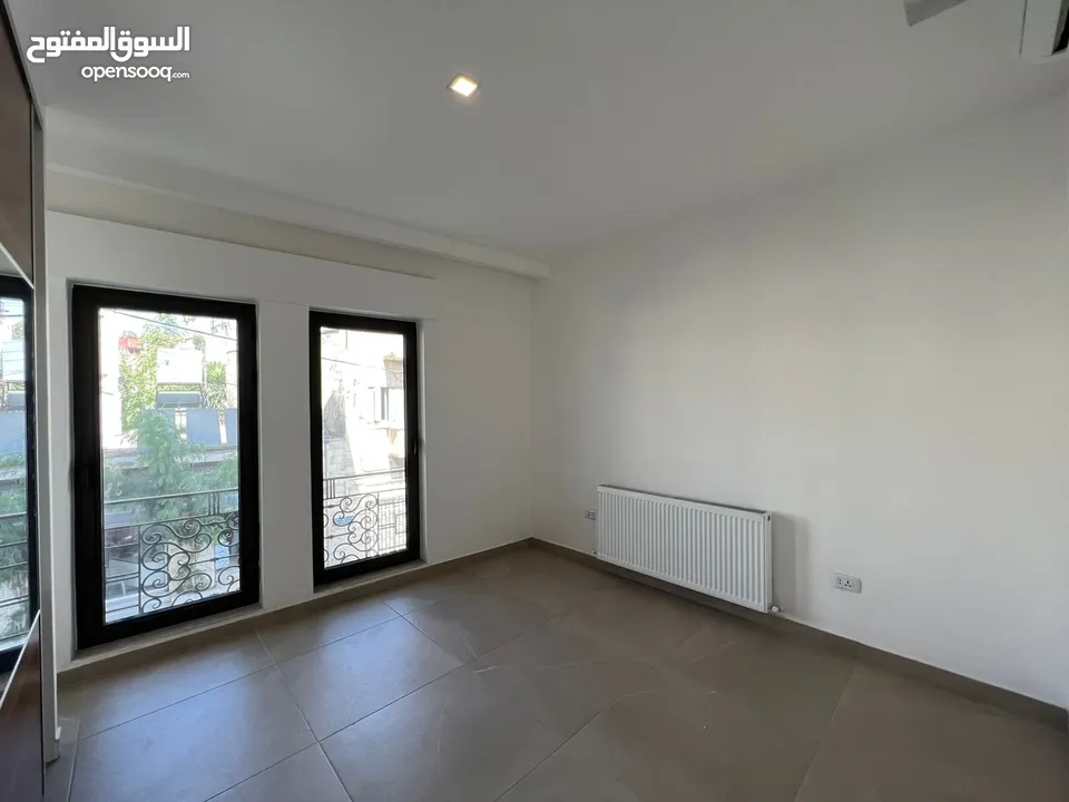 شقة للبيع في جبل عمان ( Property ID : 31334 )