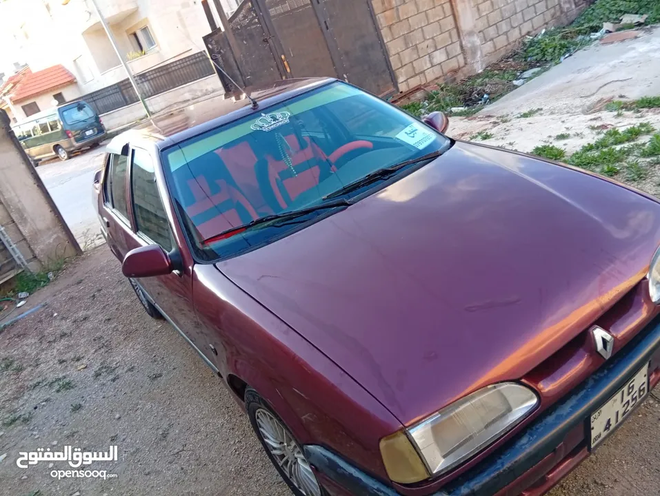 سياره رينو