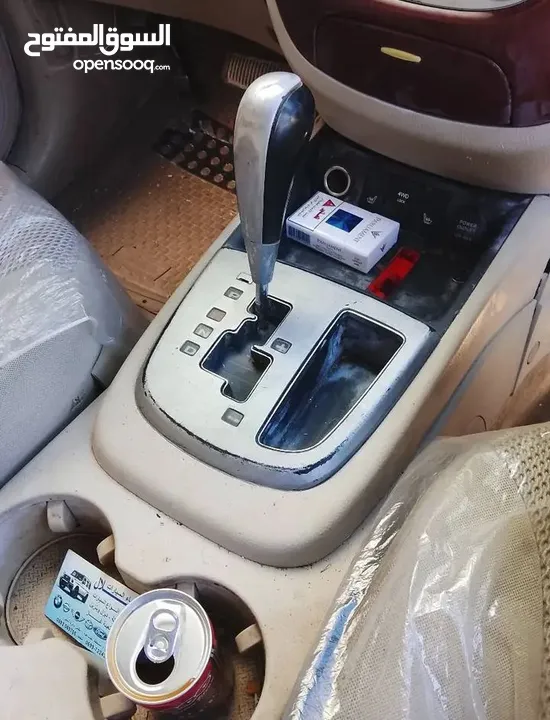 جيب سنتافي ترخيص 2008 مطور مستورد جديد راكب عليه  متور 2200 ديزل  فتحه