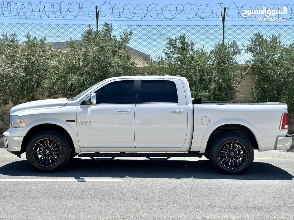 Ram 1500 ecodiesel Laramie 4x4 2017 فحص ، كلين ، تيربو ديزل ، مميز