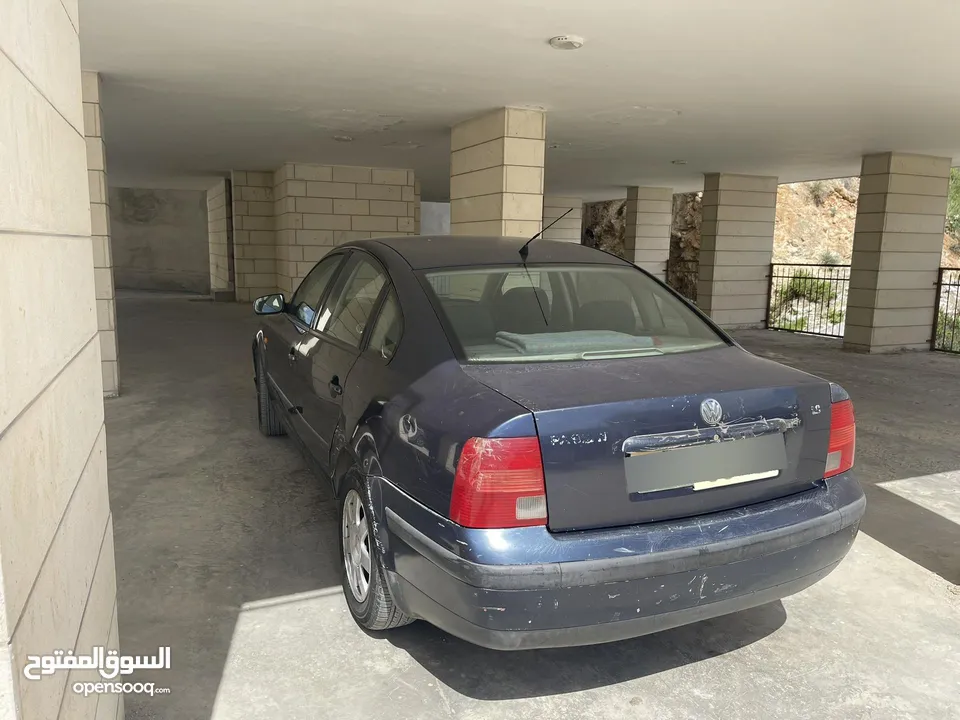 باسات بنزين 98 لون كحلي1800 جير عادي