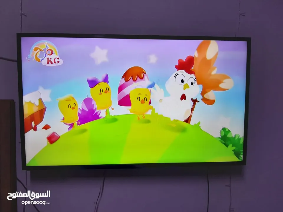 شاشة سامسونج سمارت 43 بوصة ريسفر داخلي مع قاعدتها  شبه وكالة استعمال خفيف