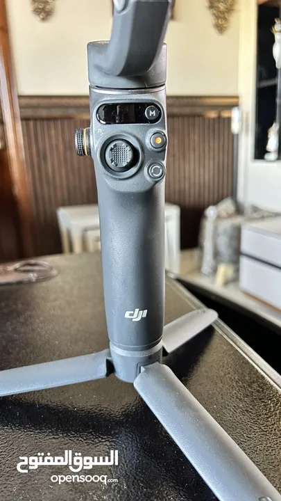 DJI Osmo Mobile 6 Gimbal Stabilizer for Smartphones