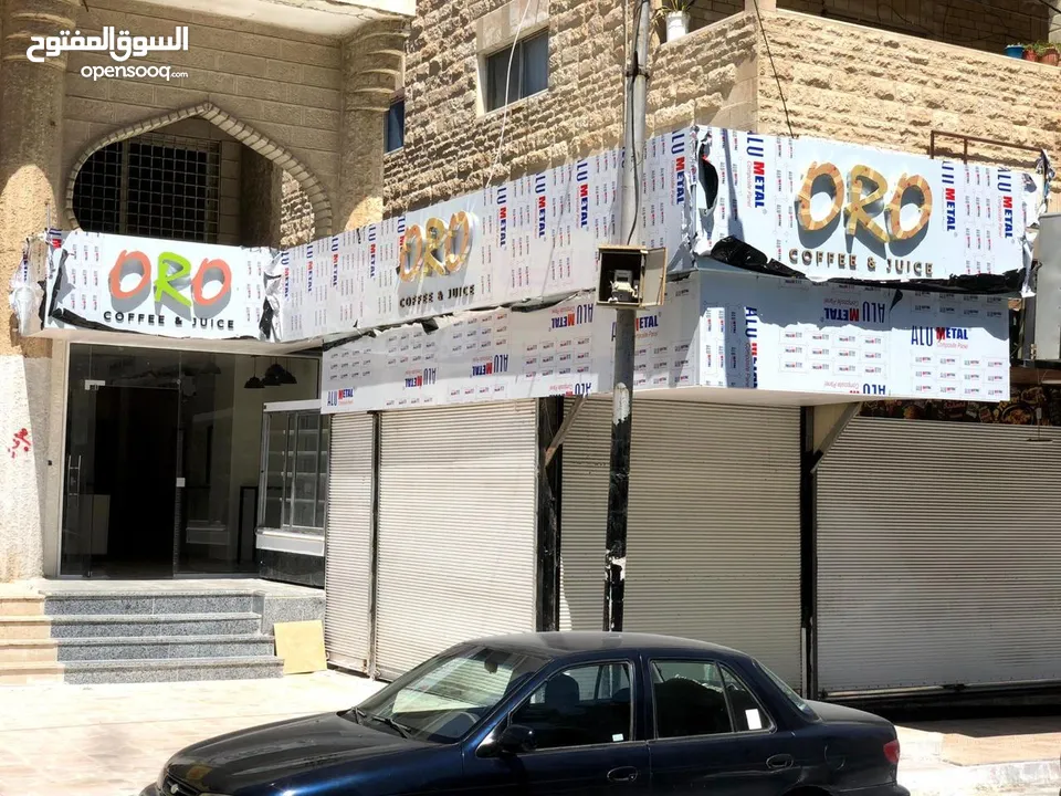 عدد محل عصير كامل متكامل  بحاله لجديد والسعر ما يرضي الله البيع كامل. كلو بحاله الجديد