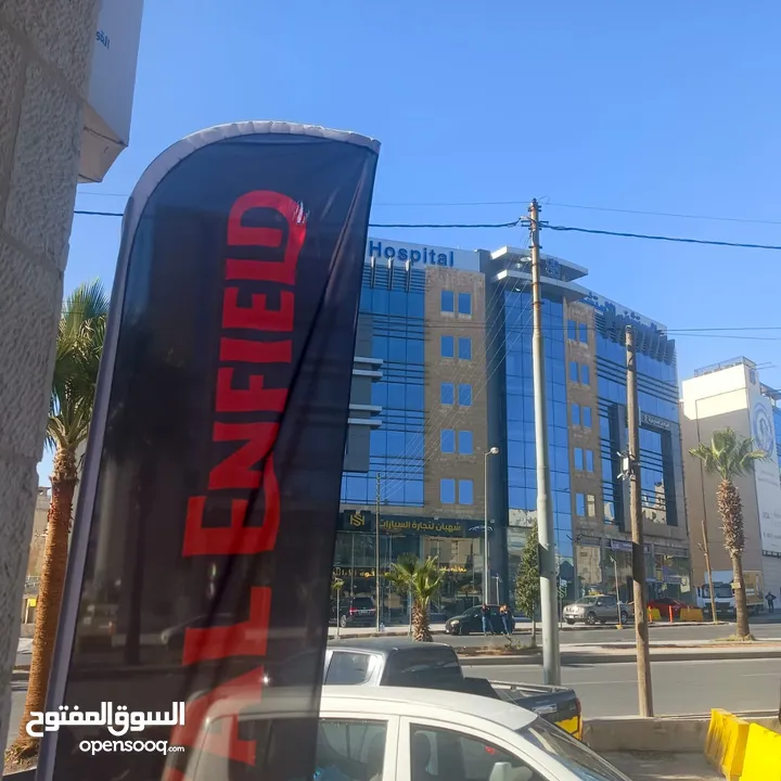 مكتب مميز مساحة 300 متر مربع للايجار بسعر مناسب
