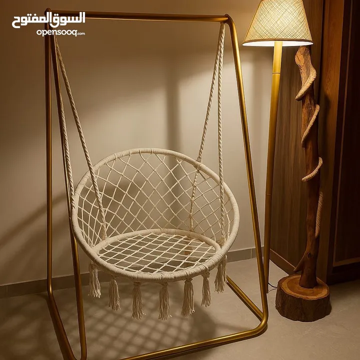 مرجوحة عش البلبل مع ستاند معدني باللون الذهبي الجميل تصميم عصري يجمع بين الفخامة والراحة  ستاند