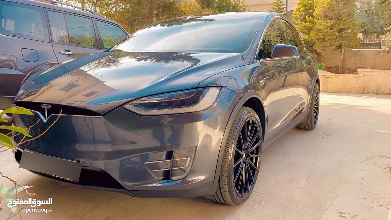 المقابلين Tesla MODEL X 75D 2017 4*4