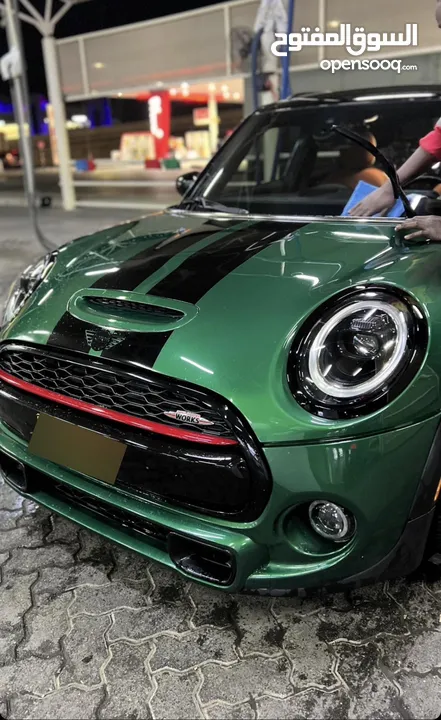 Mini Cooper S 2021 بلون خارجي وداخلي مميز من الوكاله