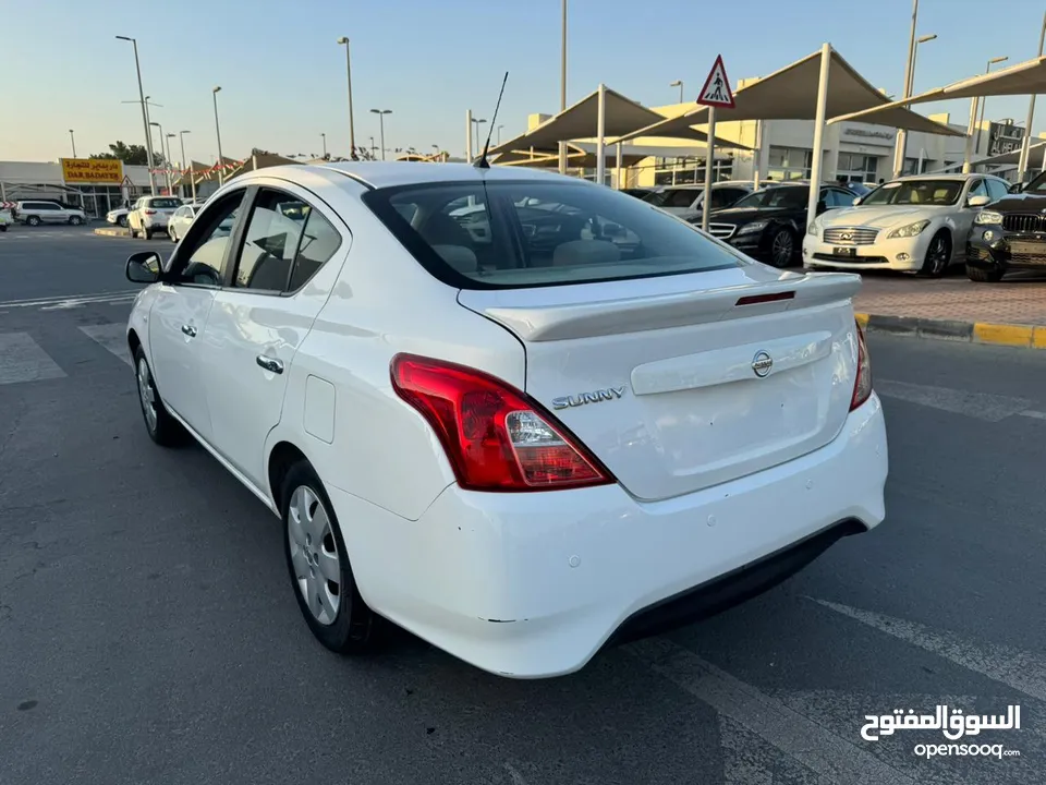 Nissan sunny  gcc Full otomatek   2022