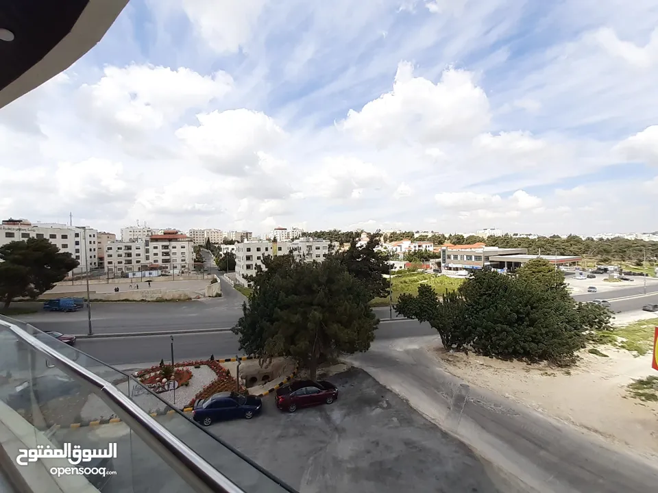 شقة طابق اول للبيع ضمن مشروع جديد في اجمل مناطق الجبيهة المنصور مساحة 150 متر مطله السعر ؟؟؟؟؟؟