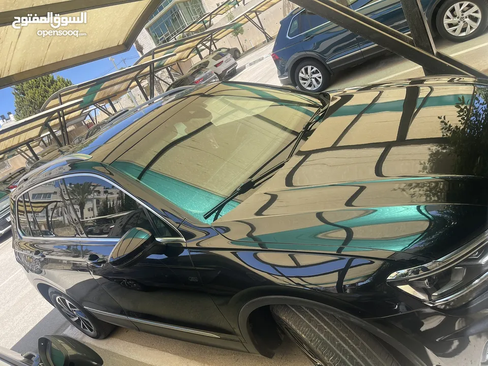 Tiguan 2019 fully loaded black edition 4/4  2000 banzeen
