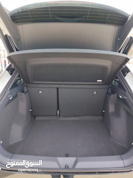 VOLKSWAGEN ID.4 CROZZ PRO Black  piano 2023