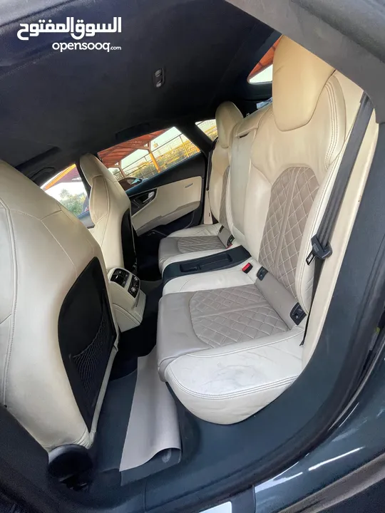 النوع : AUDI الفئة : A7 سنة الصنع : 2015 كيلو مترات : 158000 عدد المقاعد : 5 نوع الوقود : بنزين