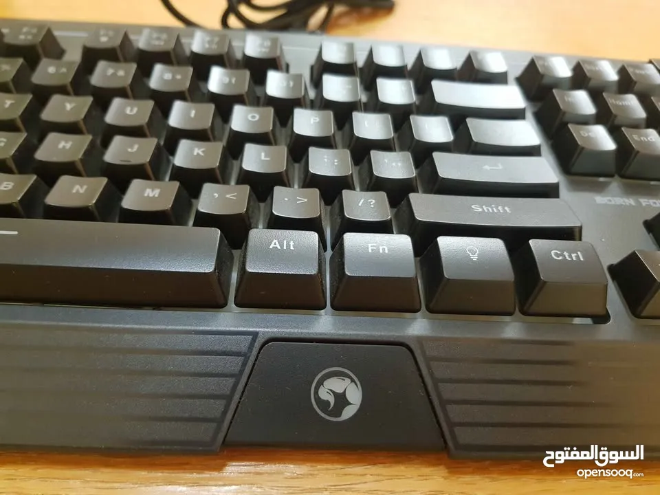 مجموعة كيبوردات ميكانيكال جيمنج ومكتبي بروفيشينال أصلي