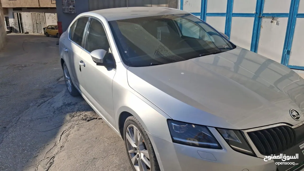 سكودا اوكتافيا 2017