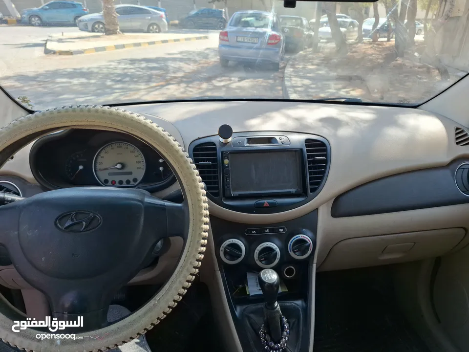 هيونداي i10 2009  للبيع