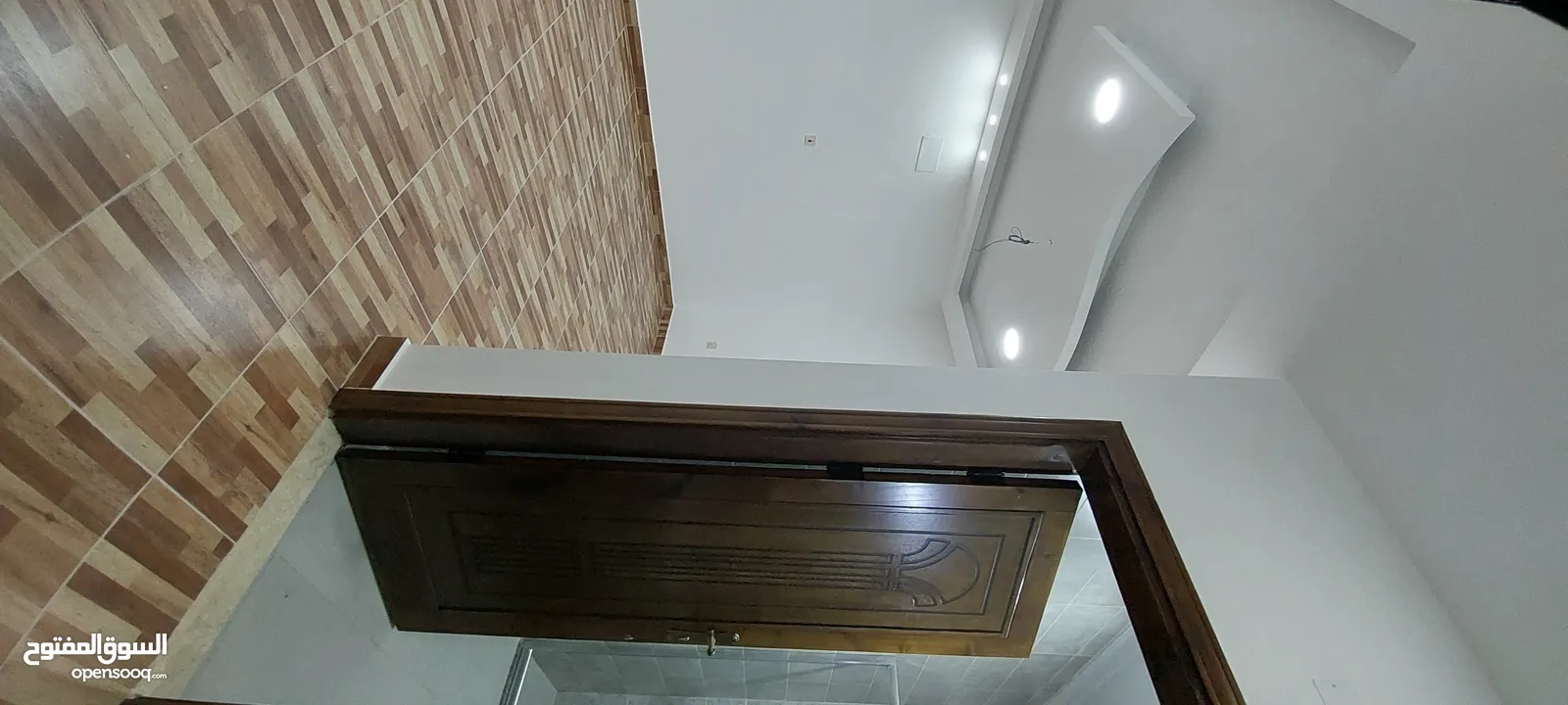 شقة فاخرة للبيع التاسعة كاش أو اقساط ط1هندسي 114 م اطلالة بحرية دائما