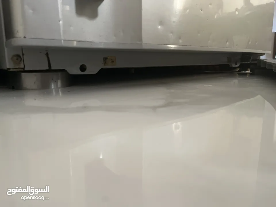 Hitachi ثلاجة