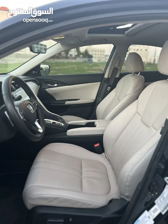 2022 Honda Insight Touring fully loaded