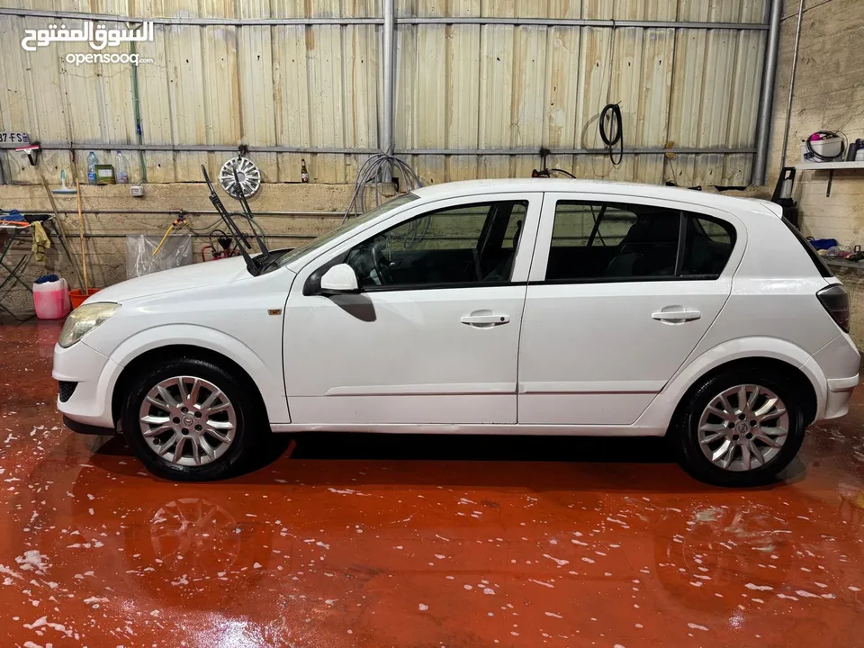 Opel Astra 2009
