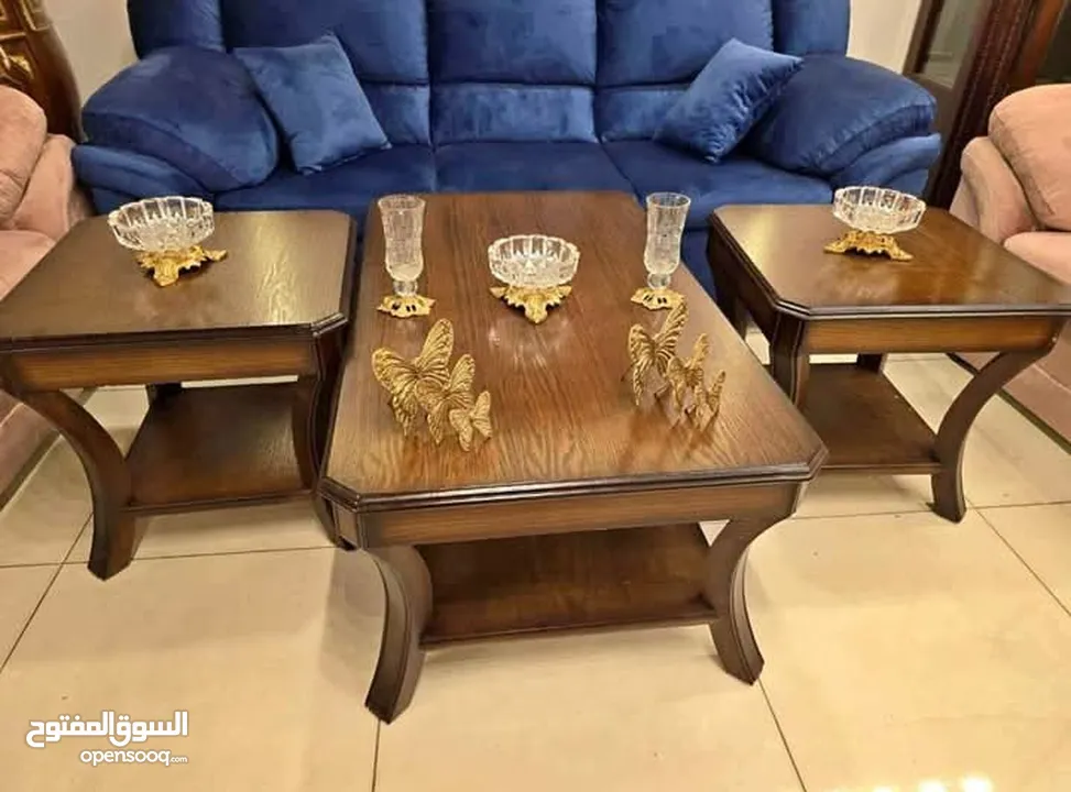 طاولات لغرف الضيوف خشب زان