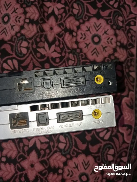 موجود جهاز بلايستيشن 3 مهكر 80 لعبة بدون شي فقط سلك تشغيل وجهازين بلايستيشن 2 مع ايتين وميمري السلاك