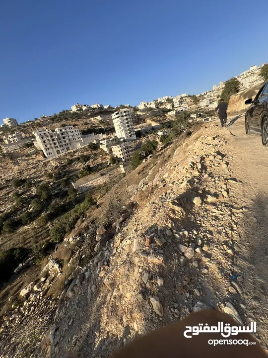 ارض واد الزرزير مطله وهادئه