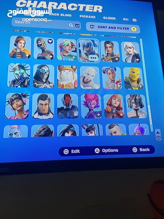 حساب فورت نايت ملان سكنات ايتم شوب للبدل على حساب آخر