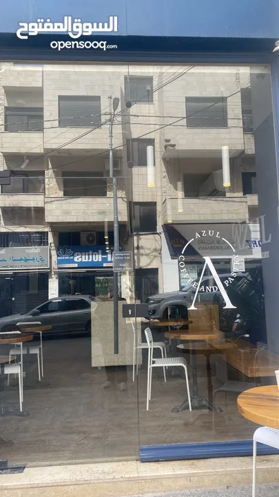 محل للايجار طابق ارضي على الشارع  في عبدون الشمالي، عمارة الموسيقار- 67 متر مربع ، طابقين, ارضي +1..