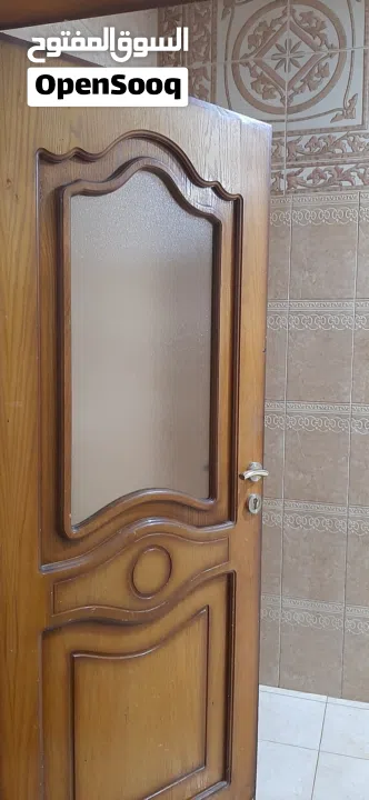 بيت إسكان مع بناية من دورين،كل دور شقة مستقلة بمدخل مستقل،مدخوله الشهري من الشقق