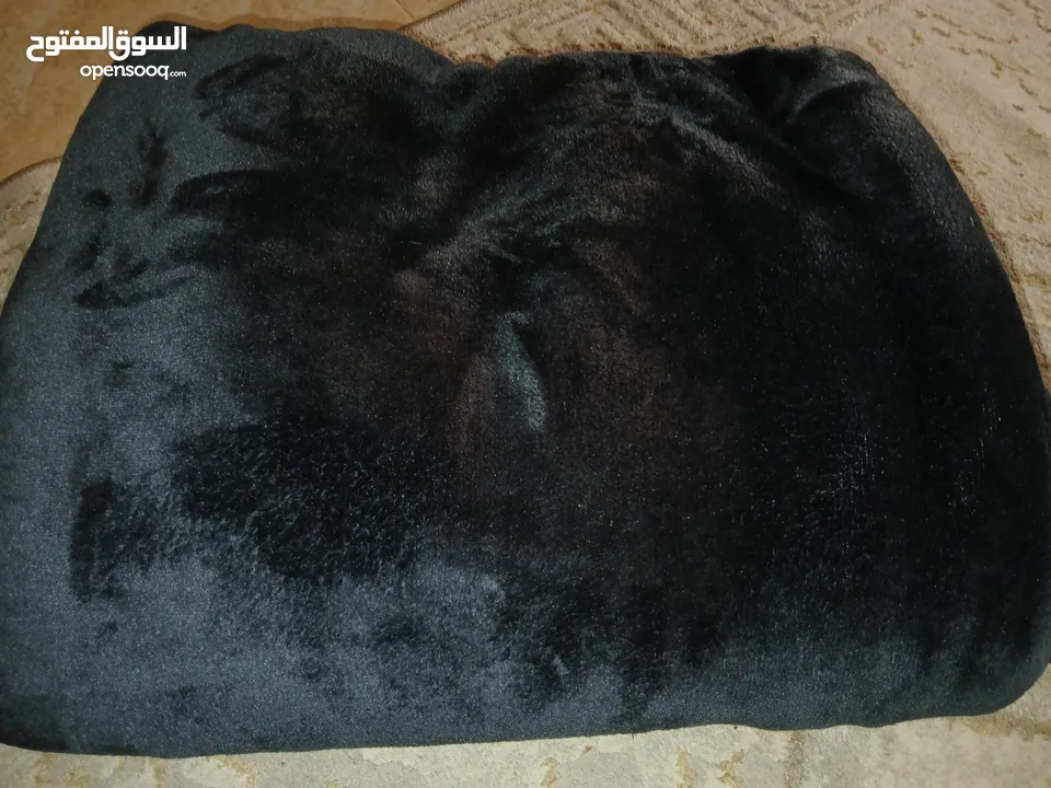 ملف فرش مزوج صيفي وشتوي  ومفرد شتوي ومفرد صيفي 3 عدد و2 حرام فرو مفرد