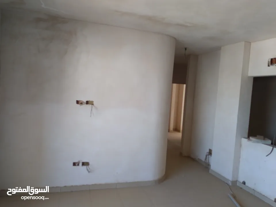 شقه سكنيه للبيع في حي الطيره