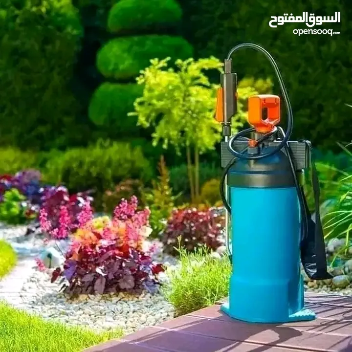 قص تشكيل  الأشجار تنظيف رش المبيدات اللأزمة