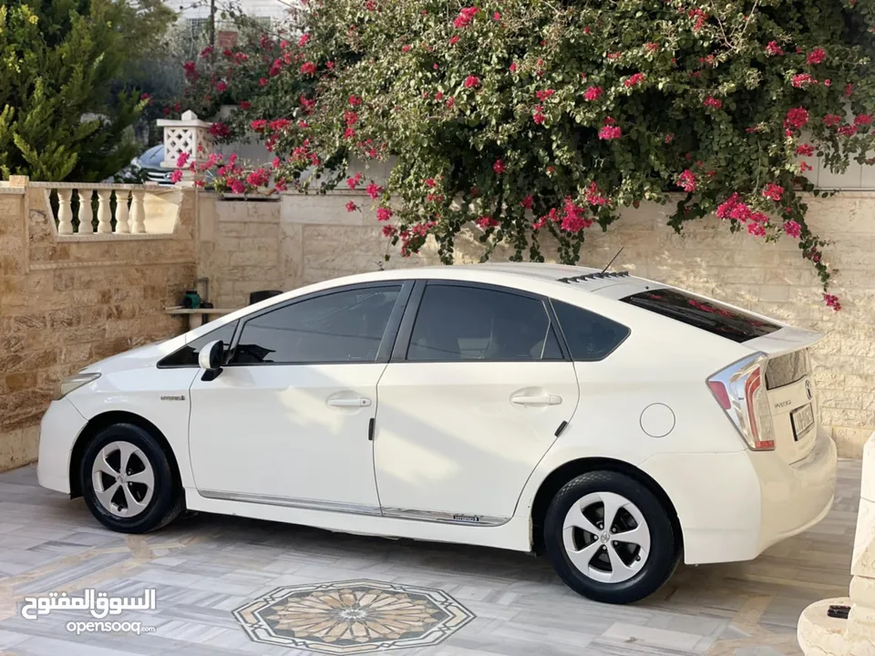 تويوتا بريوس 2012 امريكي
