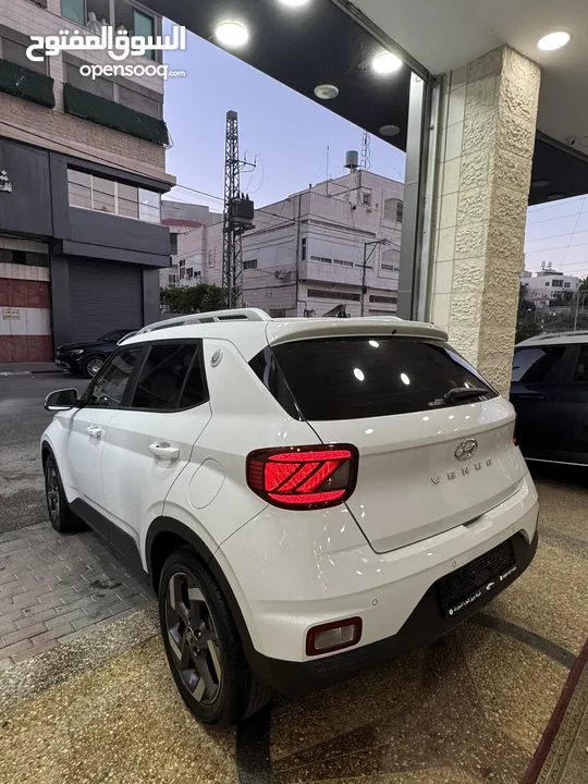 هونداي فينيو 2021 متور 1600 إضافات مميزه جدا فحص ممتاز دهان شركة