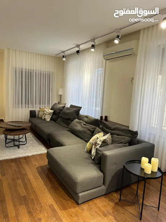 شقة مفروشة للإيجار  ( Property 42002 )-175064011