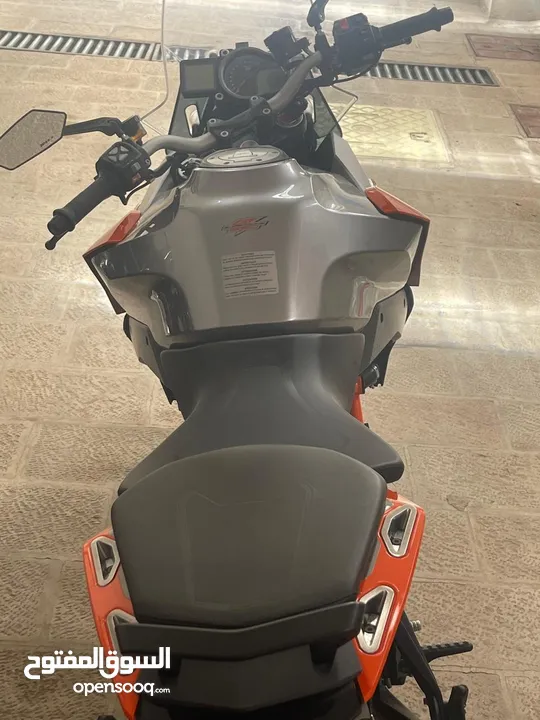 وحش الطرقات – KTM 1290 Super Duke GT موديل 2016  دراجة رياضية وسياحية فاخرة بحالة وكالة للبيع